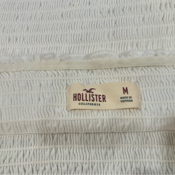 Like new, super cute, white tube top from Hollister, size M - Picture 4 of 4